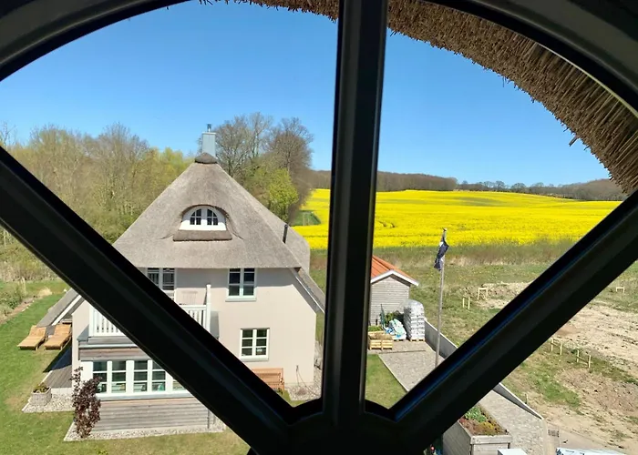 بيت للعطل Reethus Linda Am Schloss By Interhome Groß Schwansee